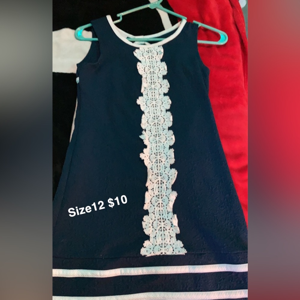 Dresses - Picture 10 of 14